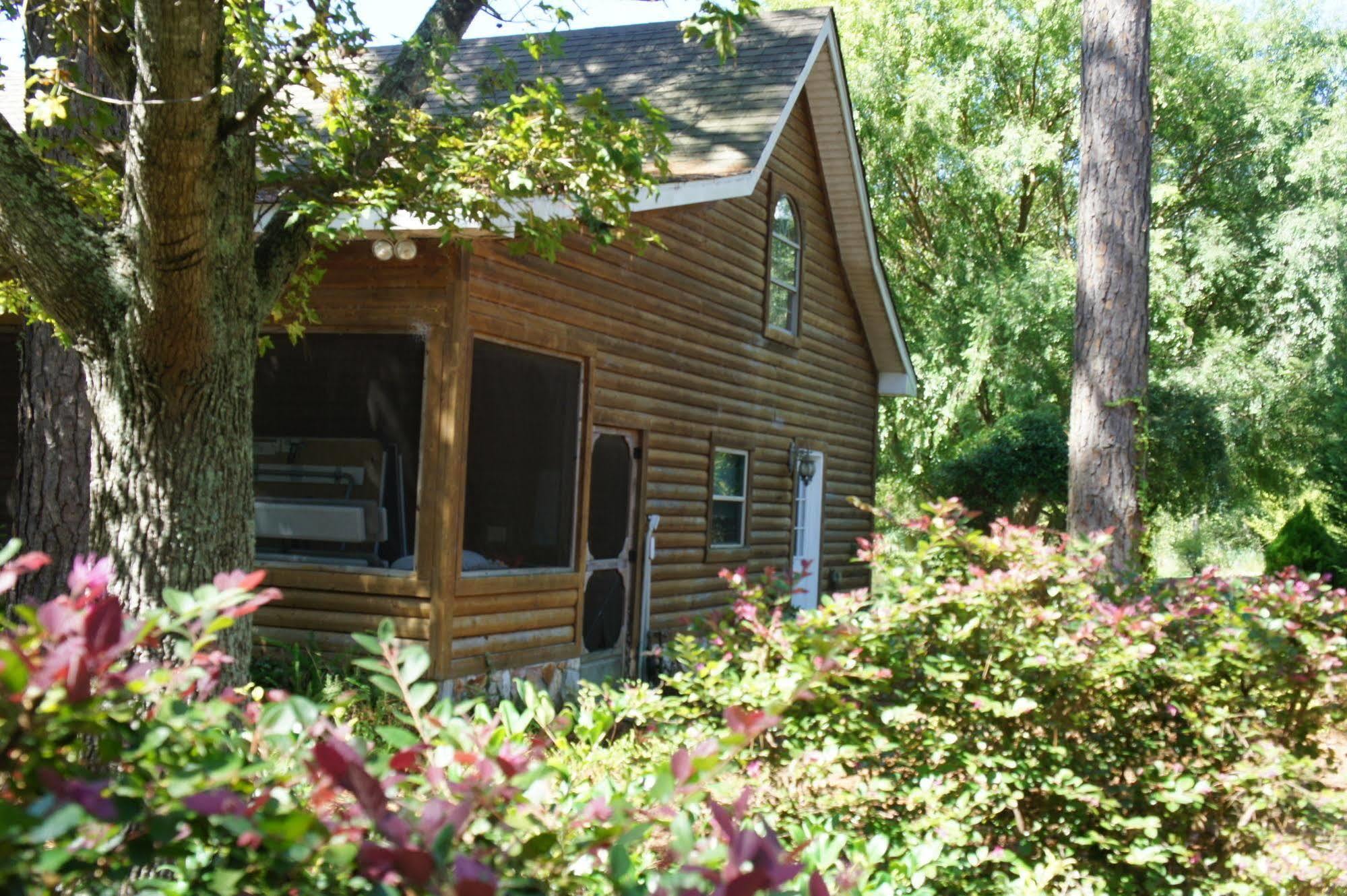 Shalom House Bed And Breakfast Tifton Exterior photo